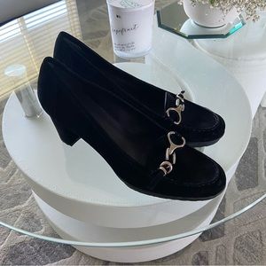 NWOT Stuart Weitzman black suede leather women’s  pumps shoes size 9 1/2 M